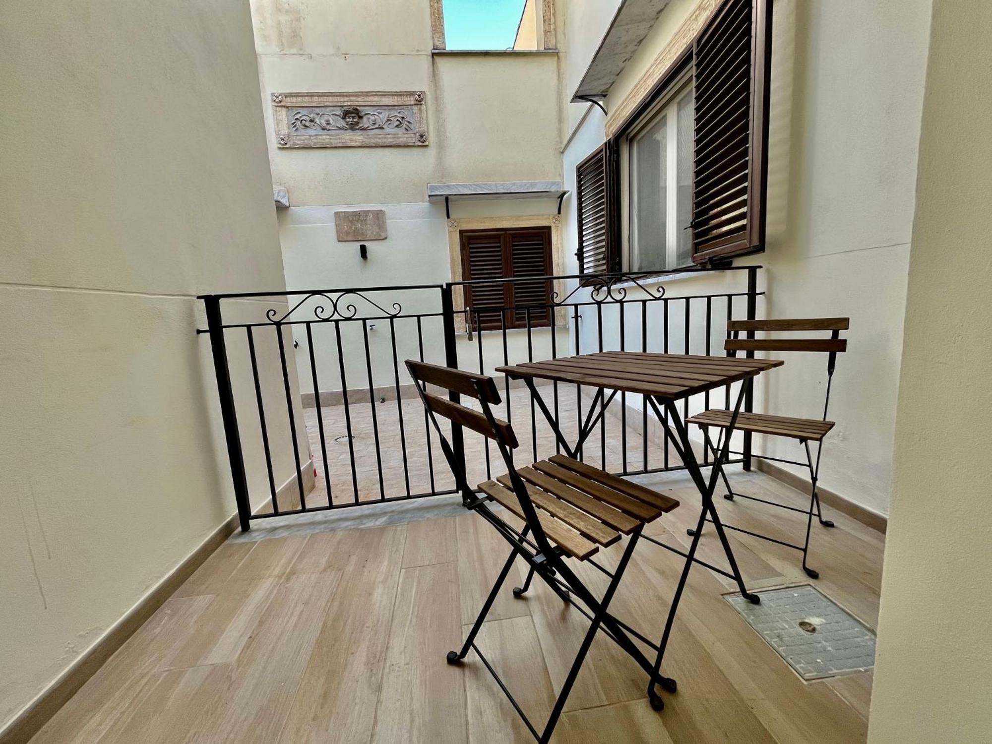 Porta D Ossuna Comfort Apartments Palermo Exterior photo